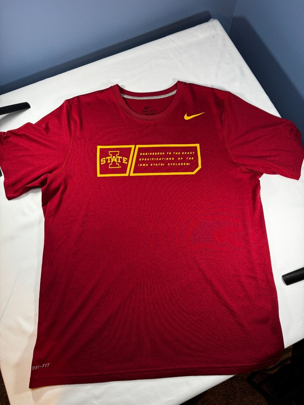 Nike Dri-FIT Iowa State Cyclones Shirt Men’s Large Red ISU NCAA Football